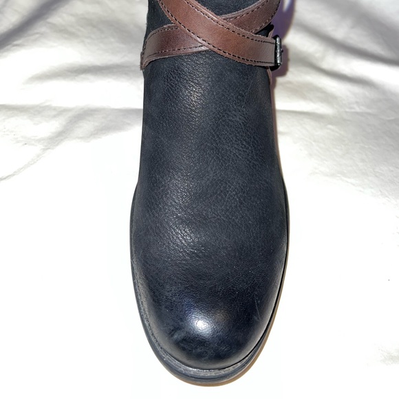 Bussola Black Leather  Ankle Boots - Picture 4 of 11